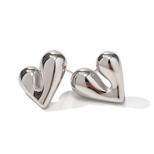 CIANA HEART STUDS